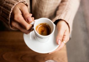 café