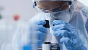 équipements pour le personnel de laboratoire